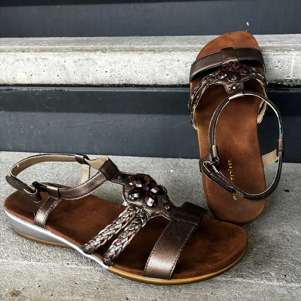Easy Spirit Eshattie bronze metallic Rhinestone Embellished t-strap flat Sandals